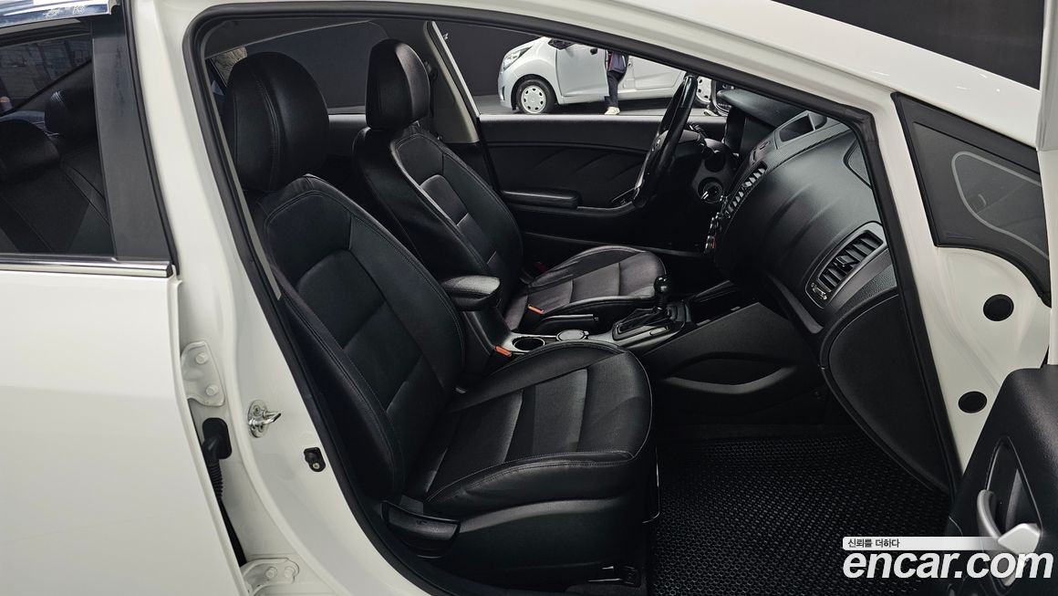 Kia K3 2015
