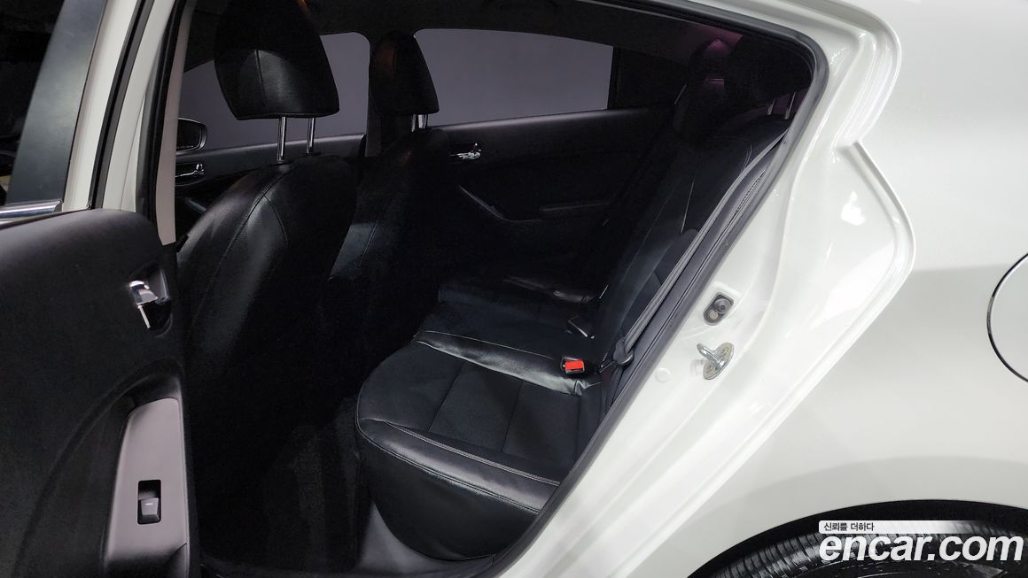 Kia K3 2013