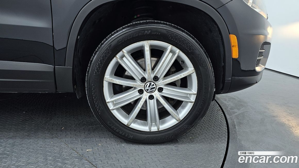 Volkswagen Tiguan 2012