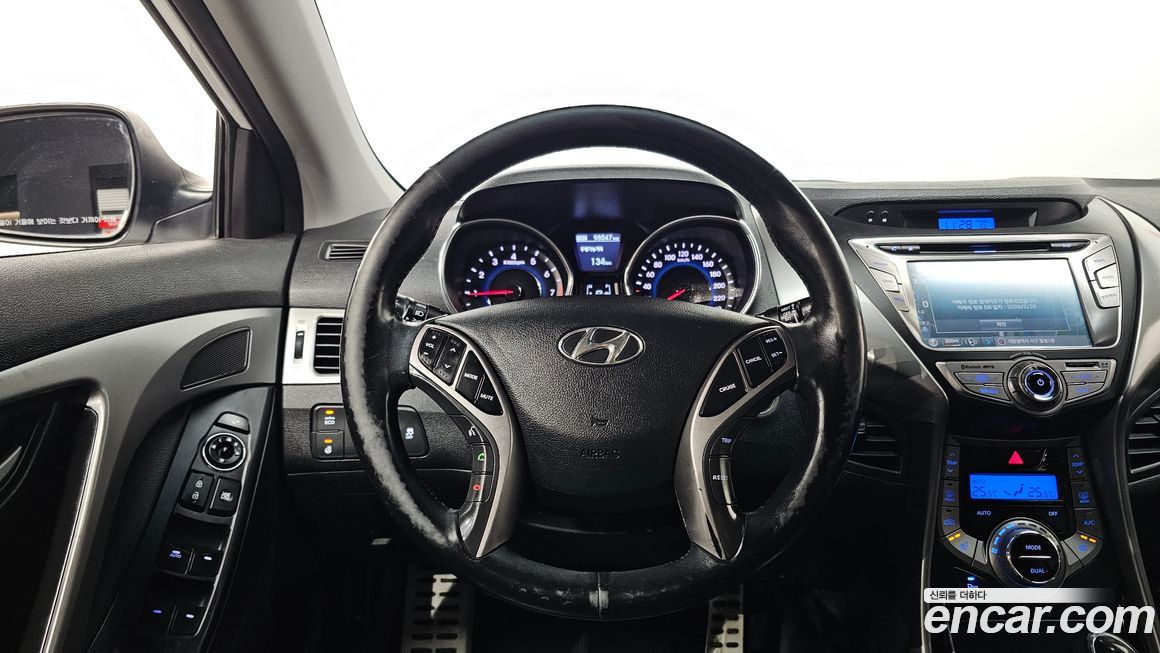 Hyundai AVANTE 2014