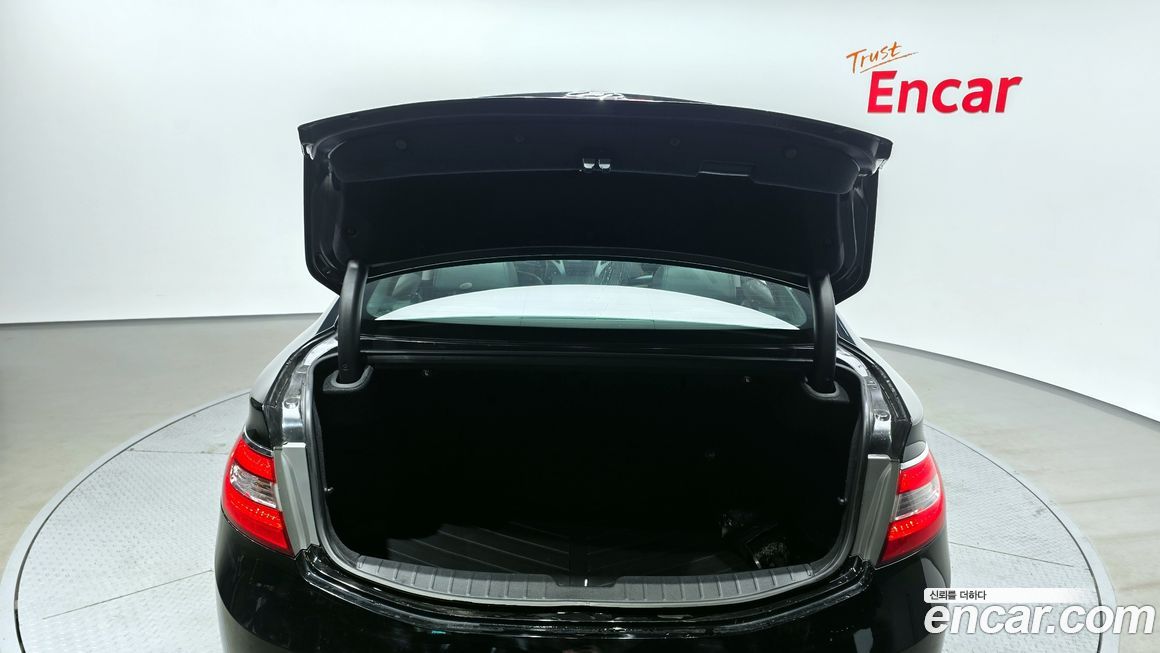 Hyundai Grandeur 2012