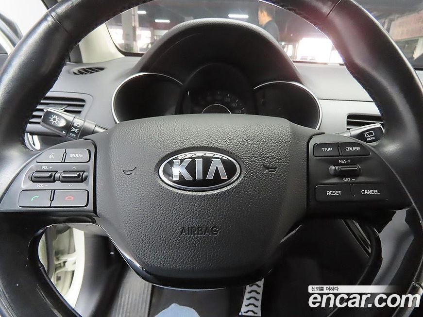 Kia morning 2016