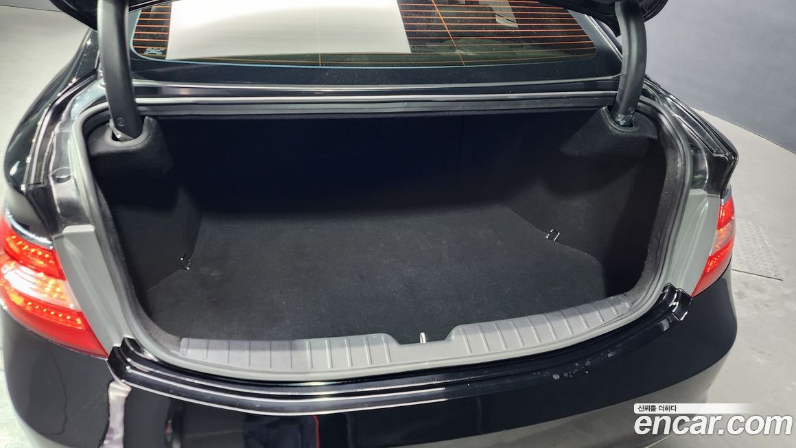 Hyundai Grandeur 2015