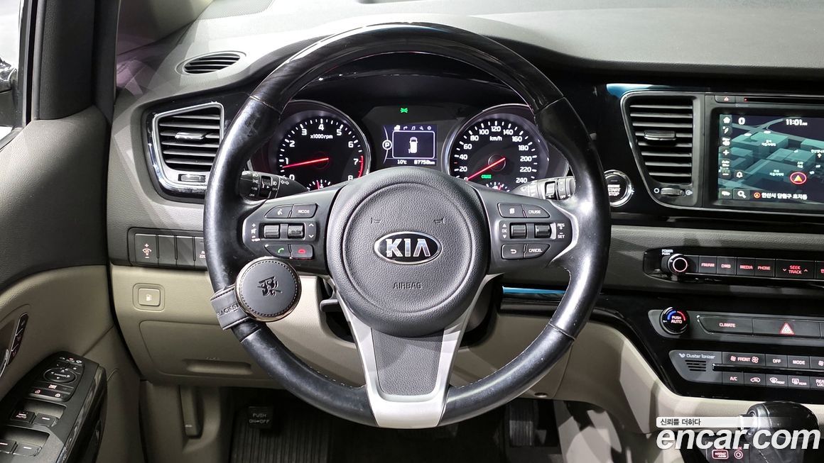 Kia Canival 2016