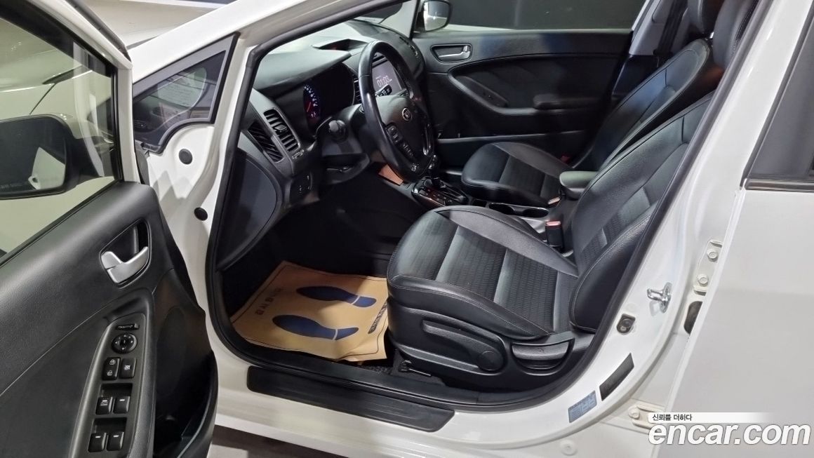 Kia K3 2016
