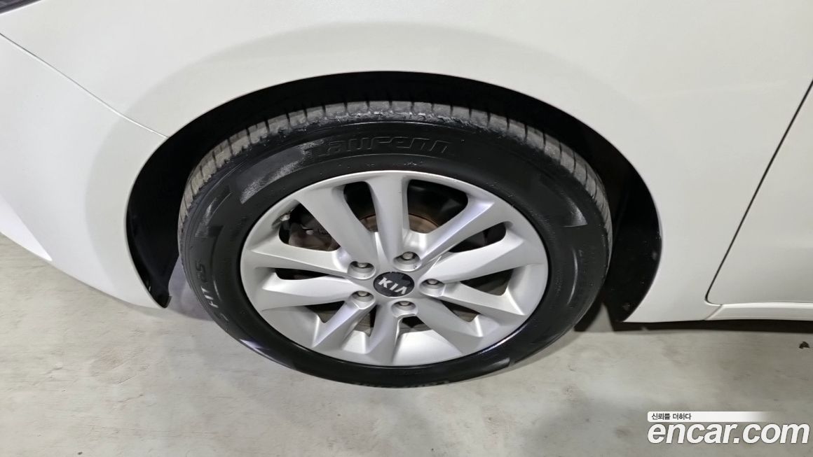 Kia K3 2016