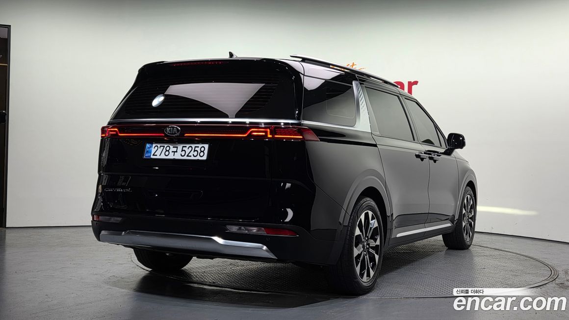 Kia Canival 2021