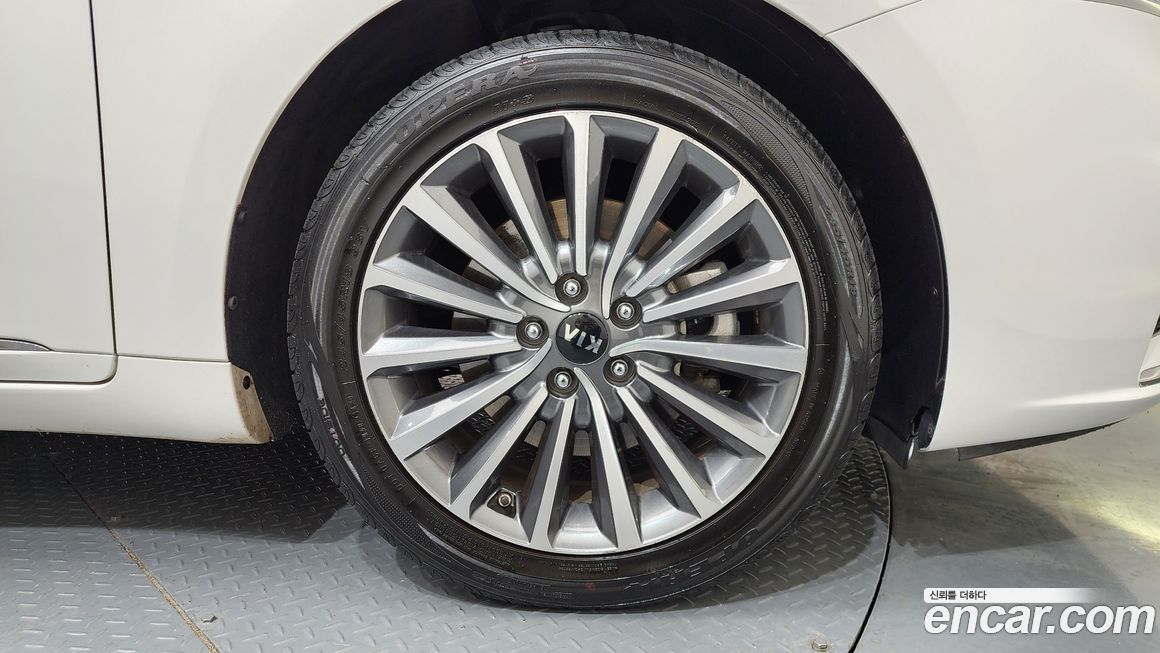 Kia K7 2017