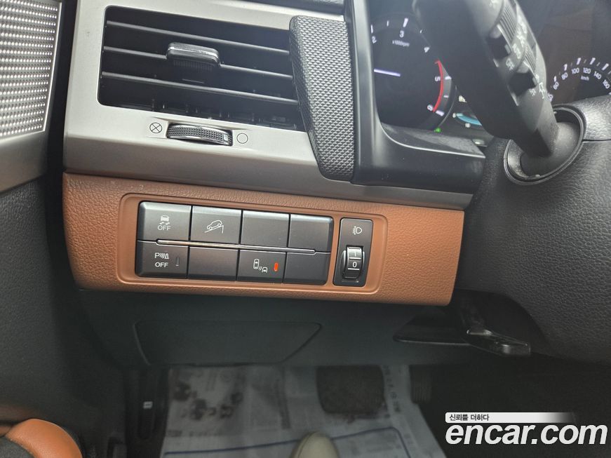 KG_Mobility_Ssangyong Rexton 2019