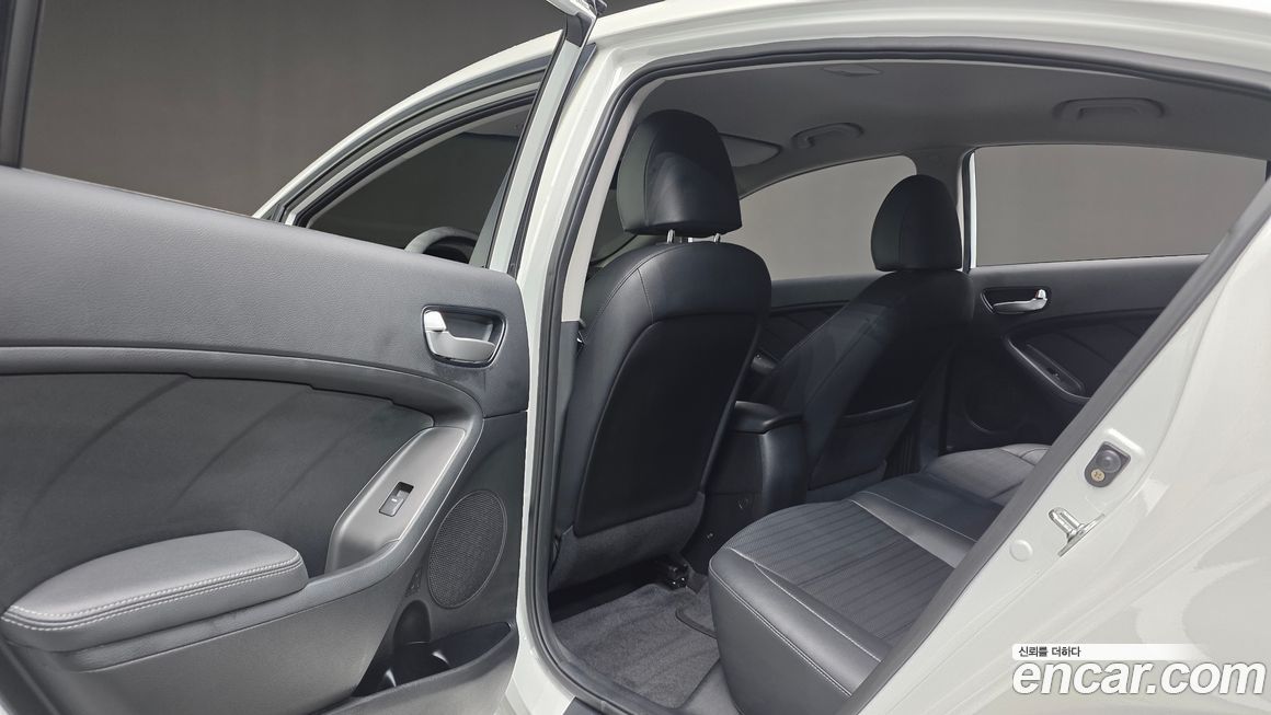 Kia K3 2018