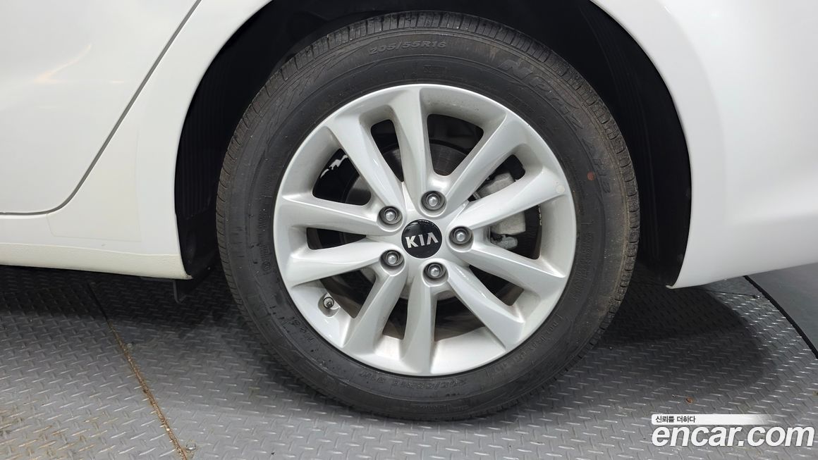 Kia K3 2018