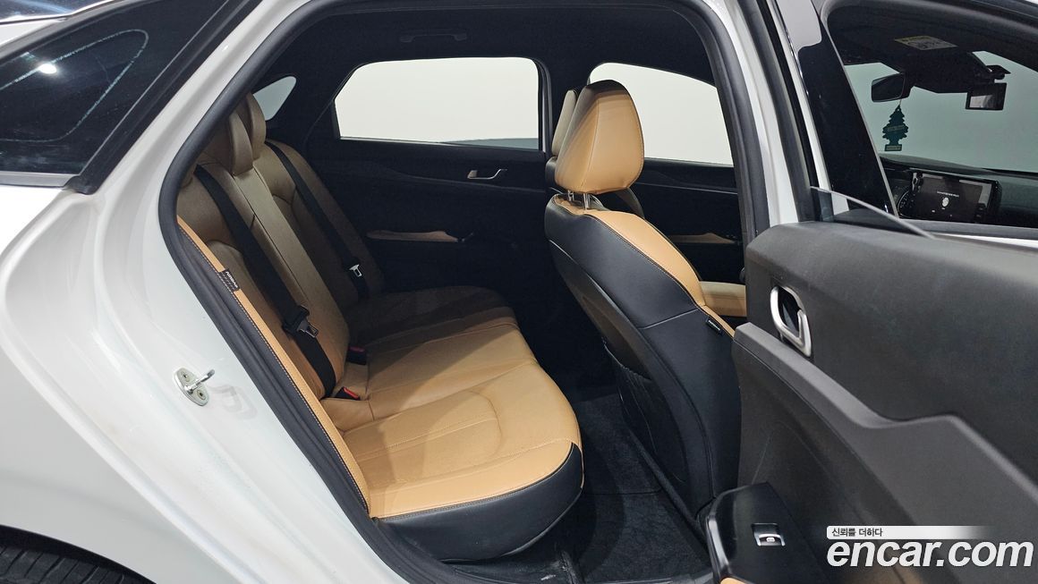 Kia K5 2023