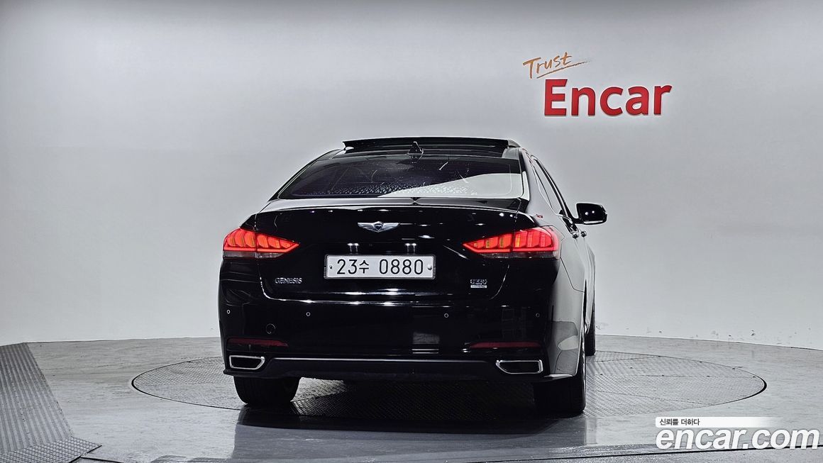 Hyundai Genesis 2016