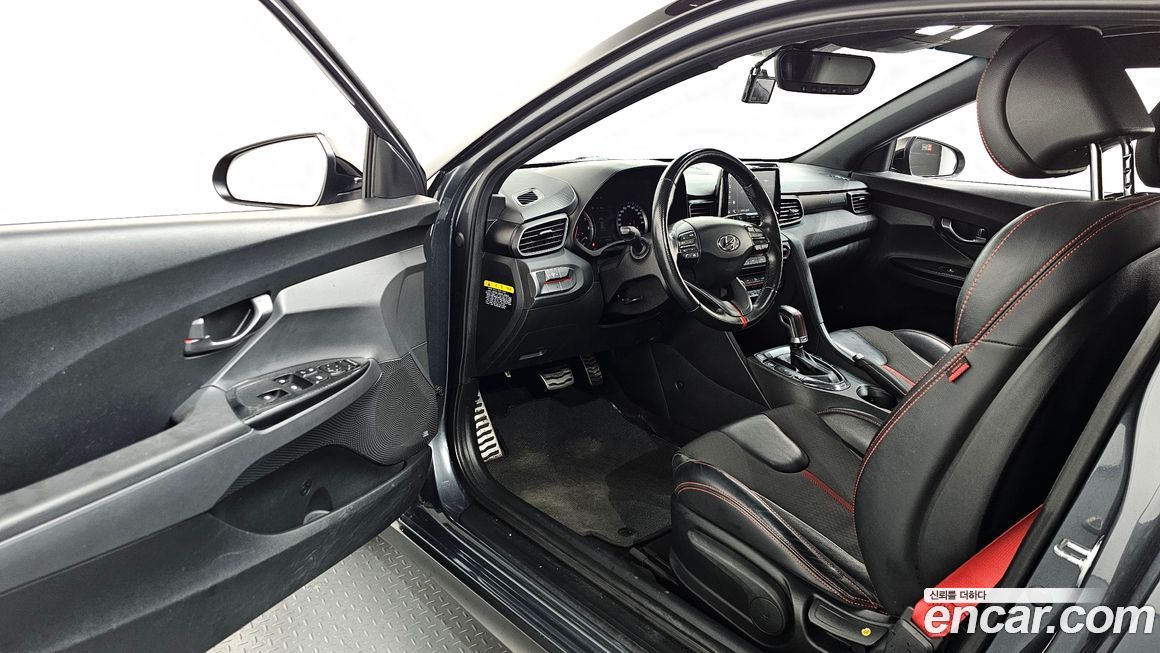 Hyundai Veloster 2018