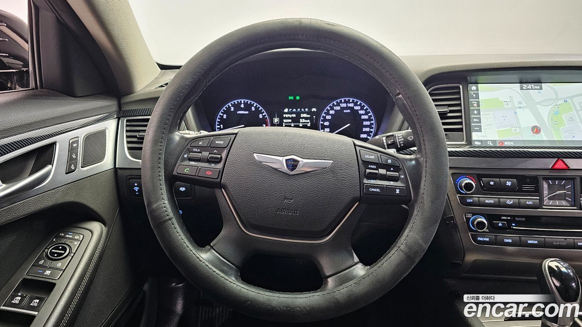 Hyundai Genesis 2016