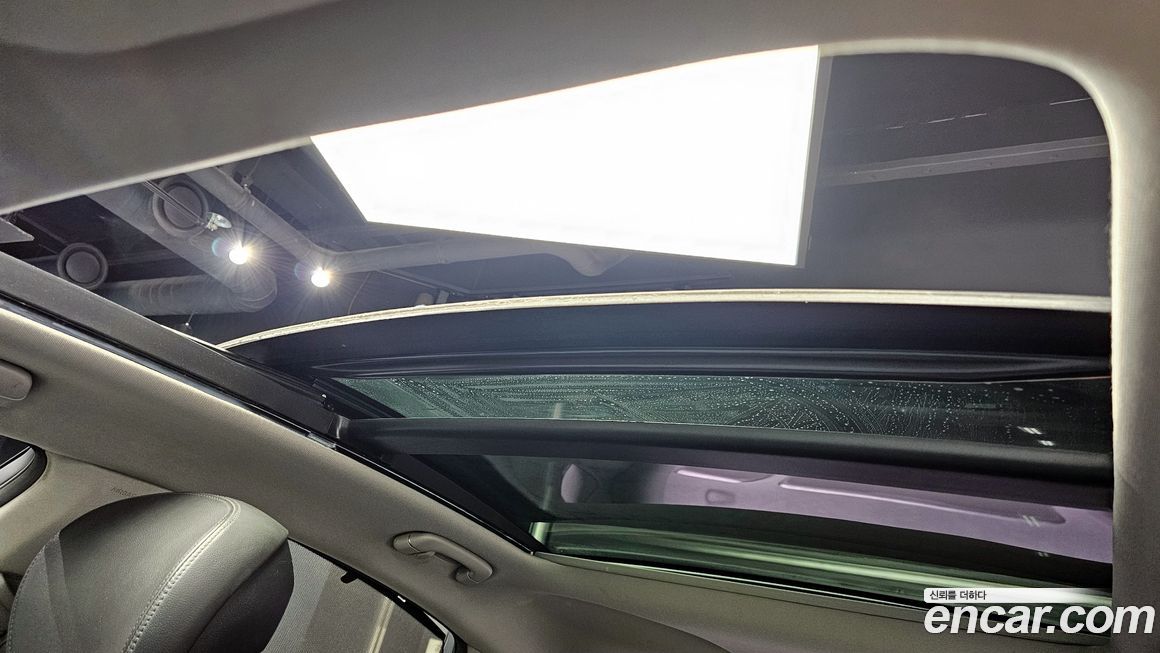 Hyundai Genesis 2016