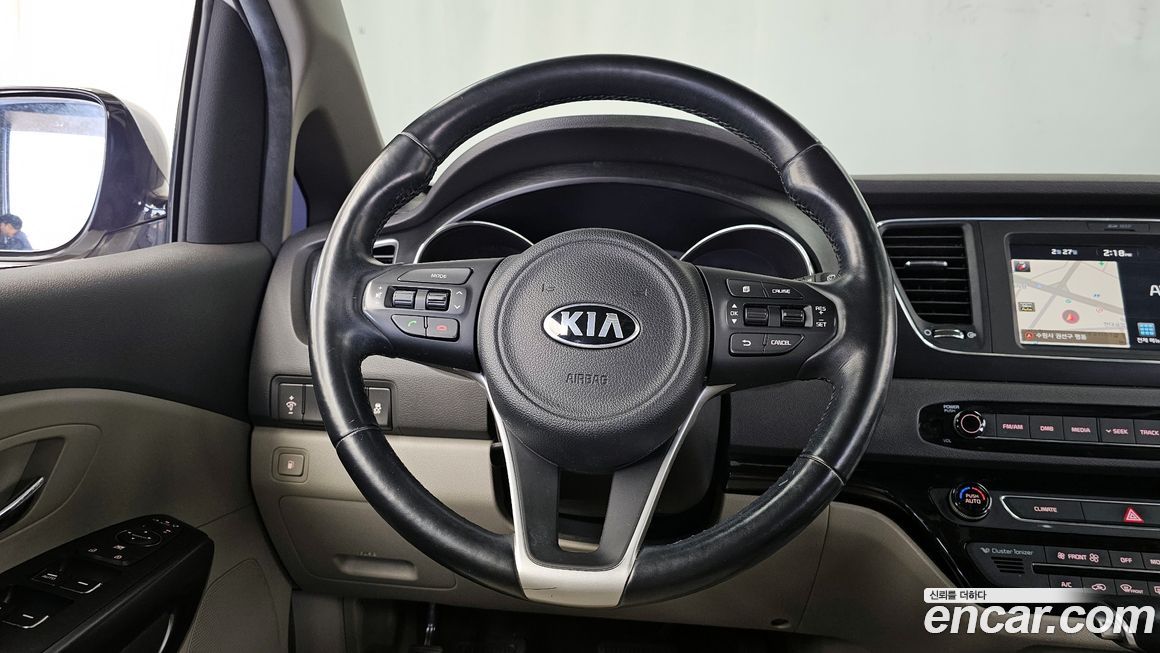 Kia Canival 2017