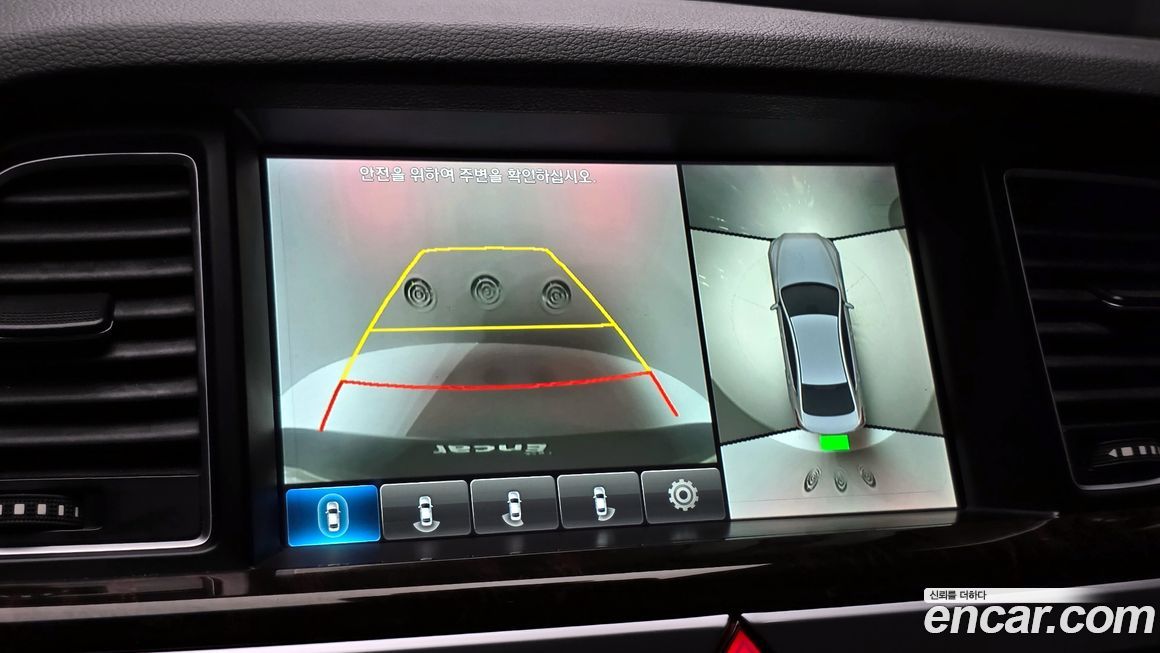 Hyundai Genesis 2016