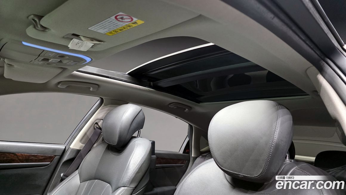 Hyundai Genesis 2016