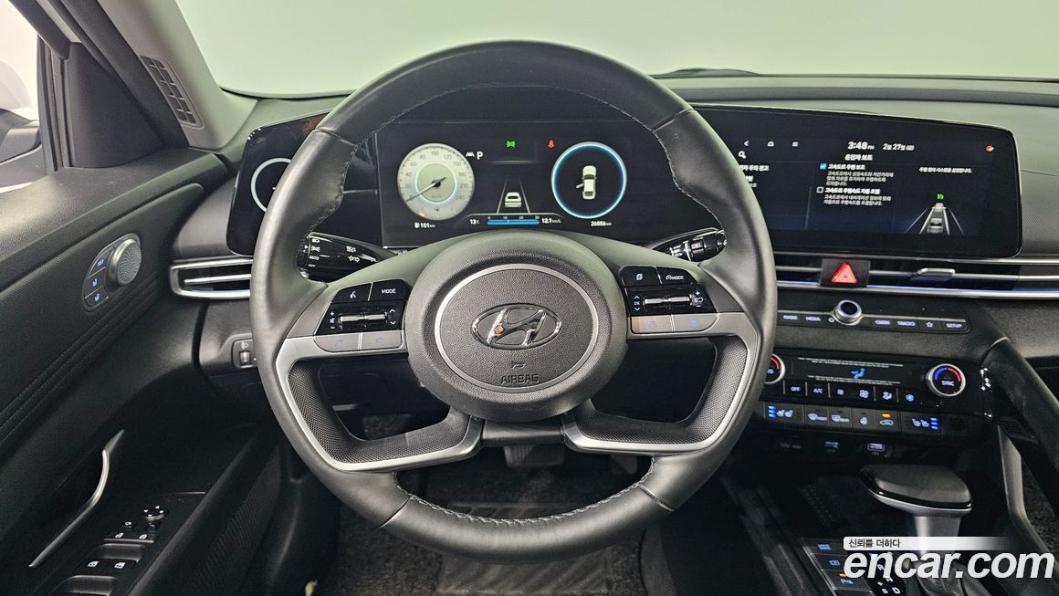 Hyundai AVANTE 2021