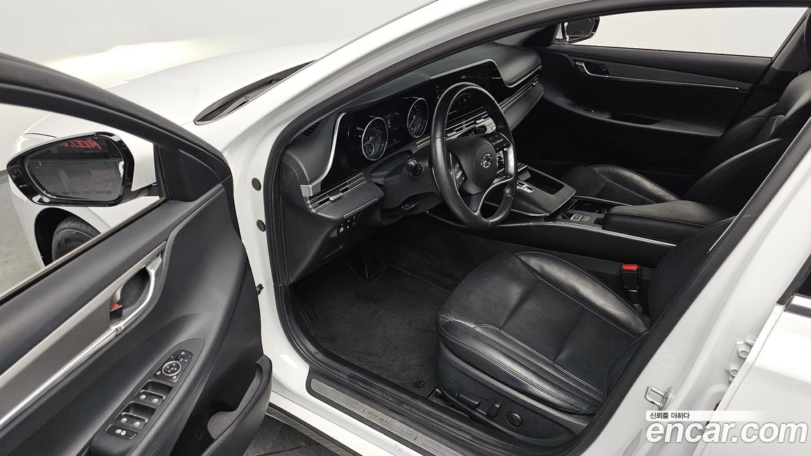 Hyundai Grandeur 2020