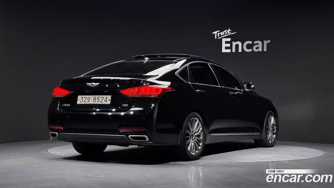 Hyundai Genesis 2016