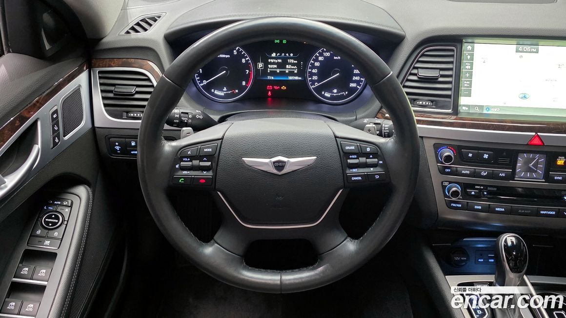 Hyundai Genesis 2016