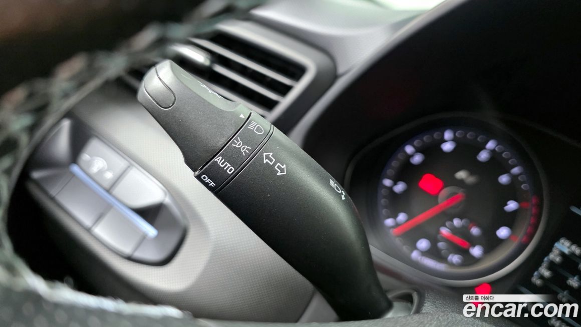 Hyundai Veloster 2020