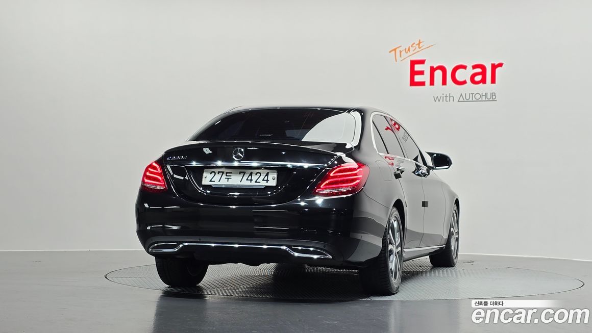 Mercedes-Benz C-Class 2017