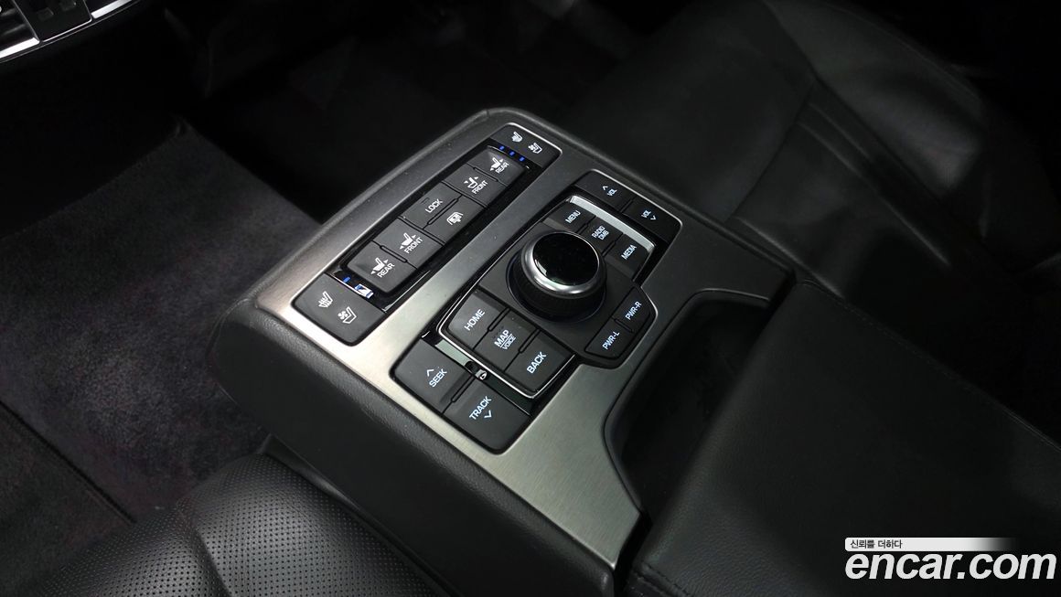 Hyundai Genesis 2016