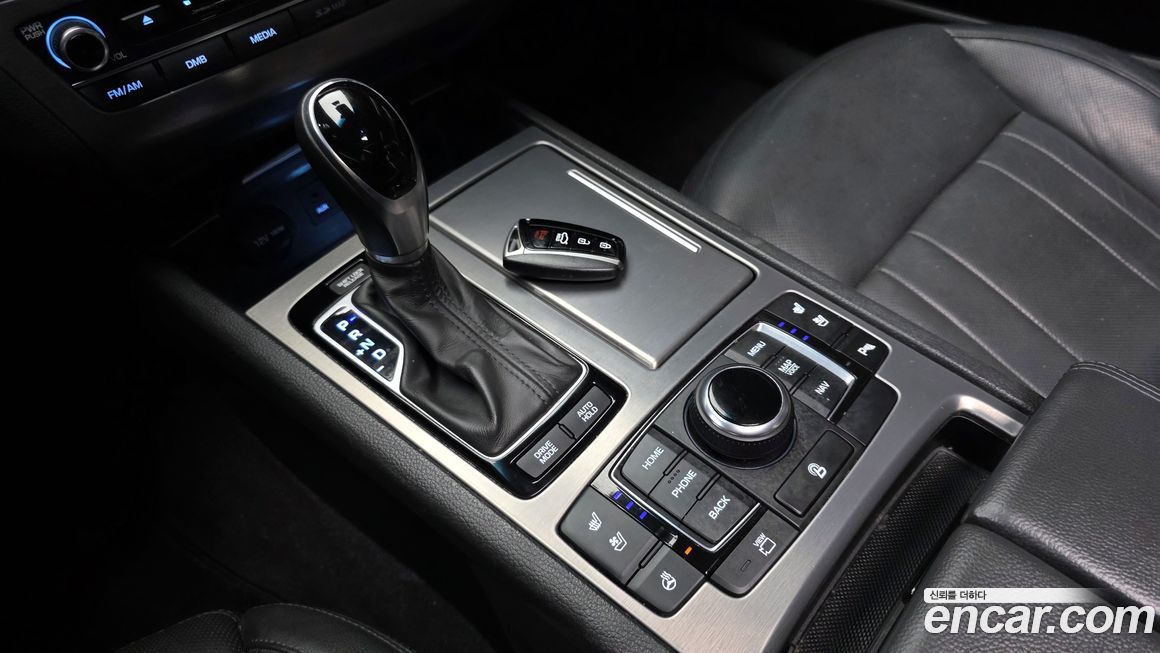 Hyundai Genesis 2016