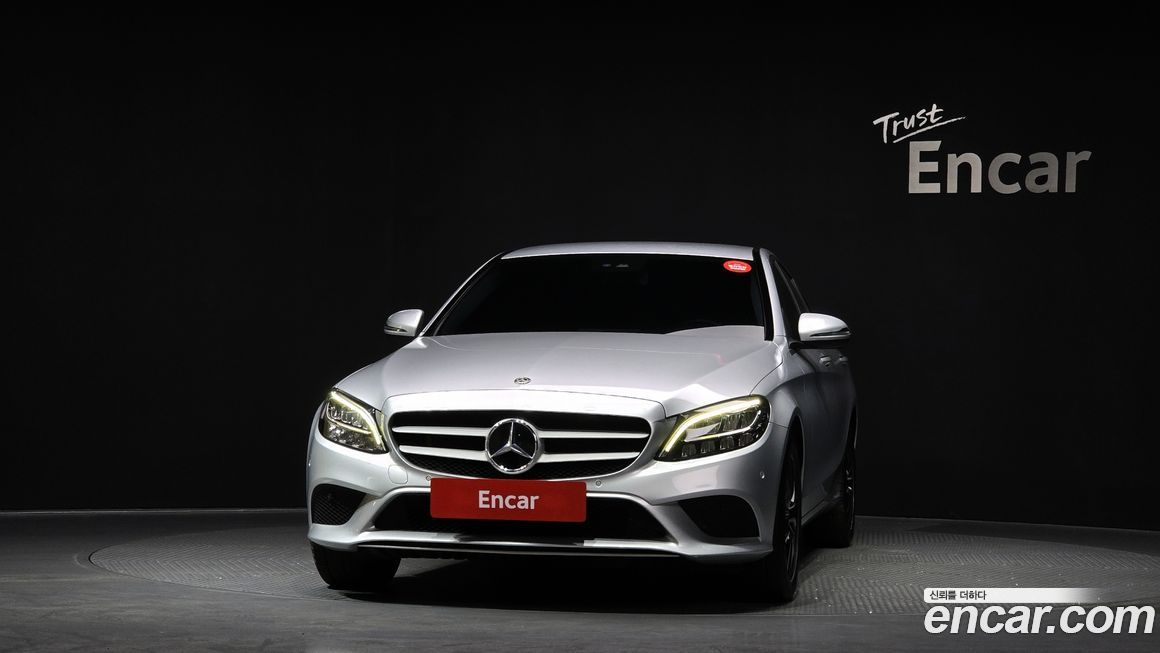 Mercedes-Benz C-Class 2019