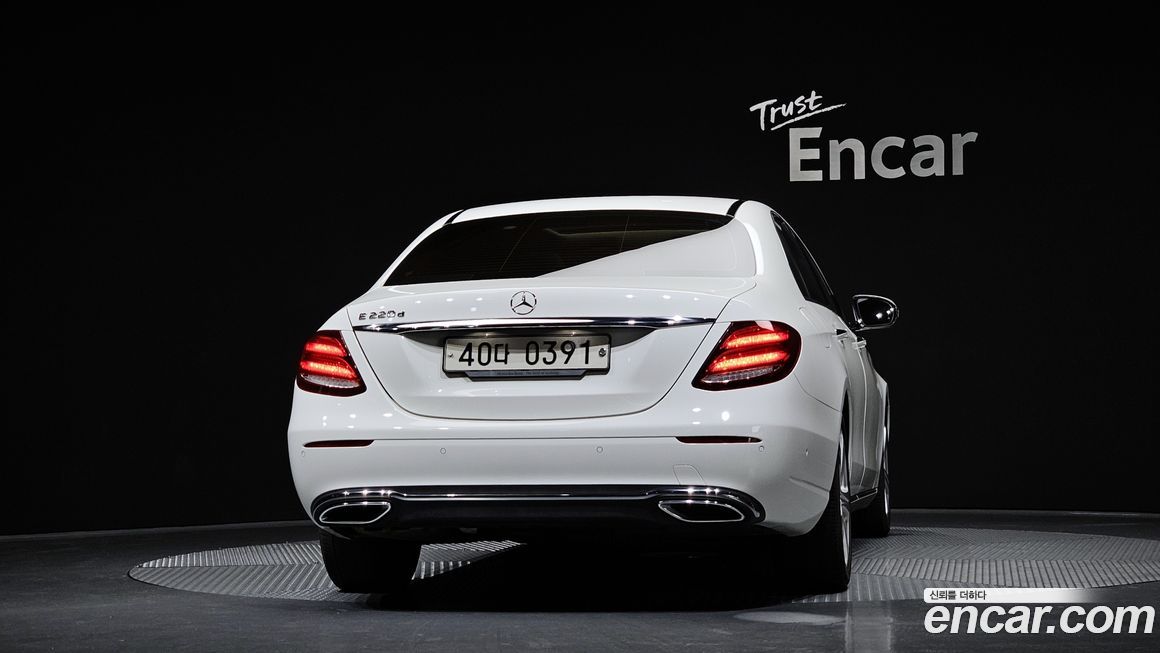 Mercedes-Benz E-Class 2017