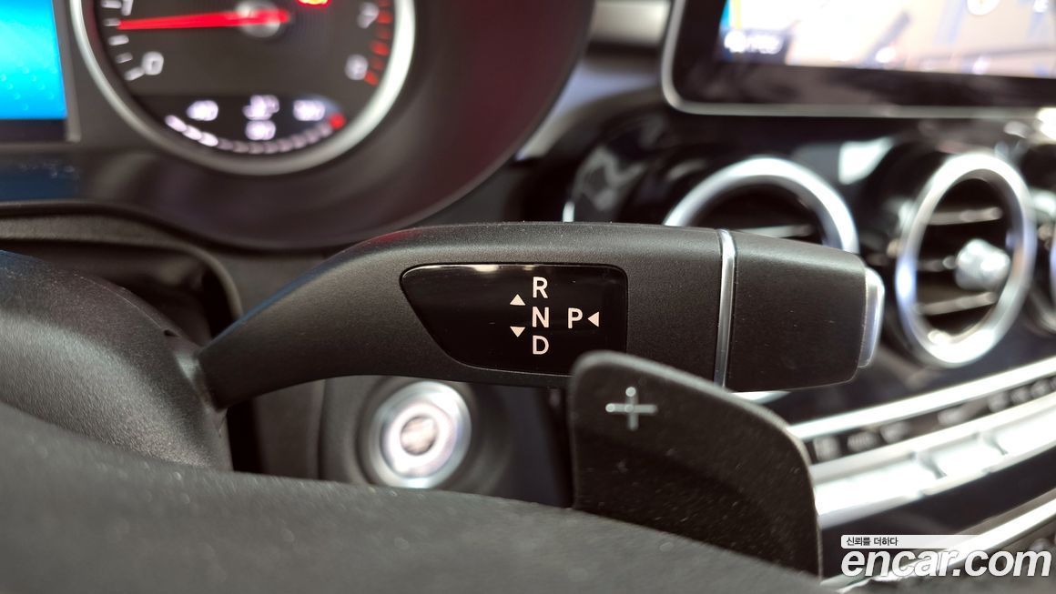 Mercedes-Benz C-Class 2019