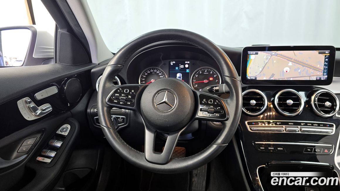 Mercedes-Benz C-Class 2019
