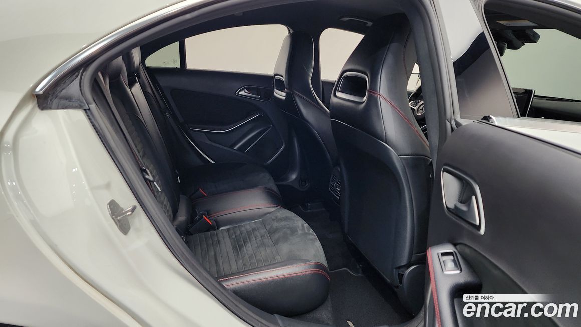Mercedes-Benz CLA-Class 2019