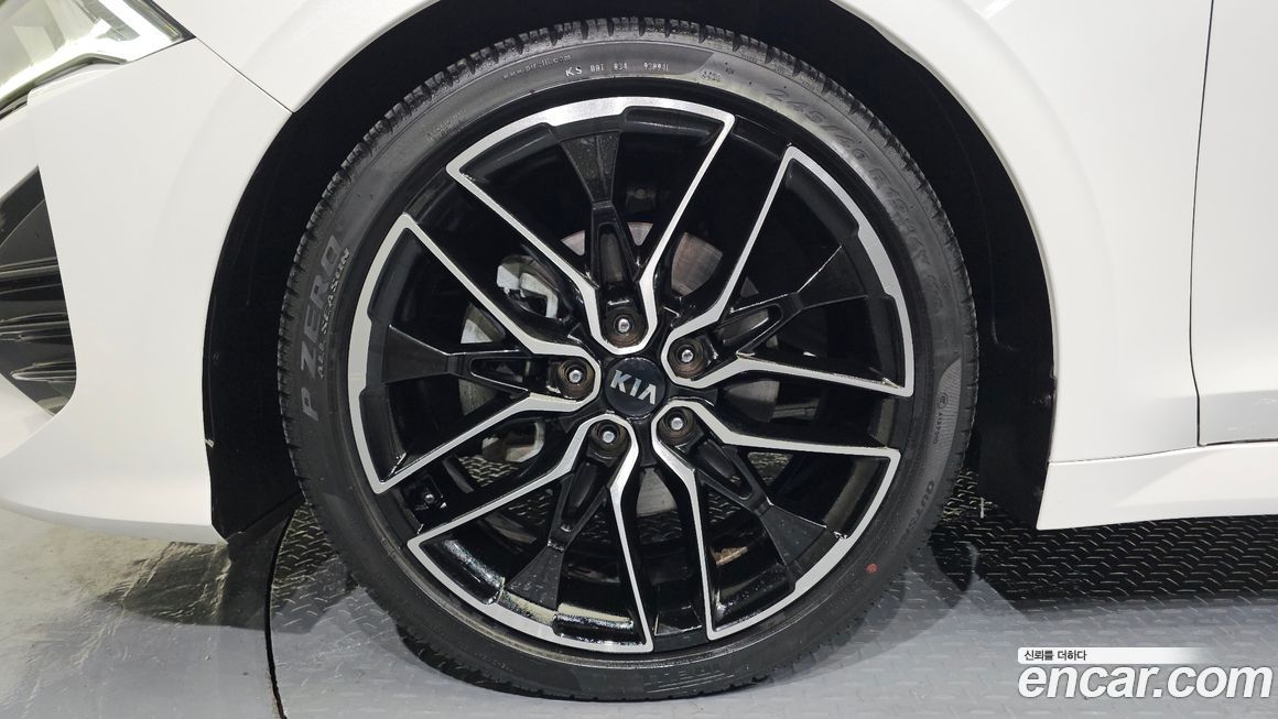 Kia K5 2021