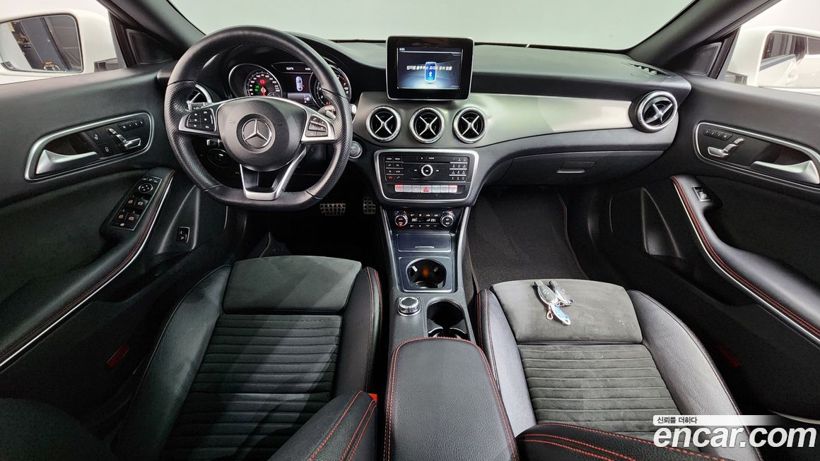 Mercedes-Benz CLA-Class 2019