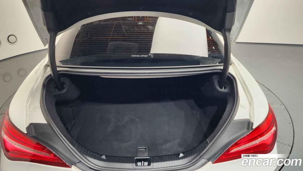 Mercedes-Benz CLA-Class 2019