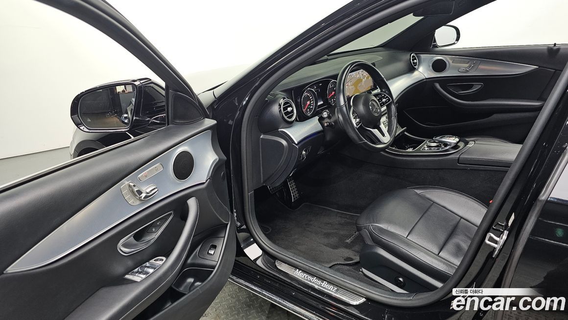 Mercedes-Benz E-Class 2020