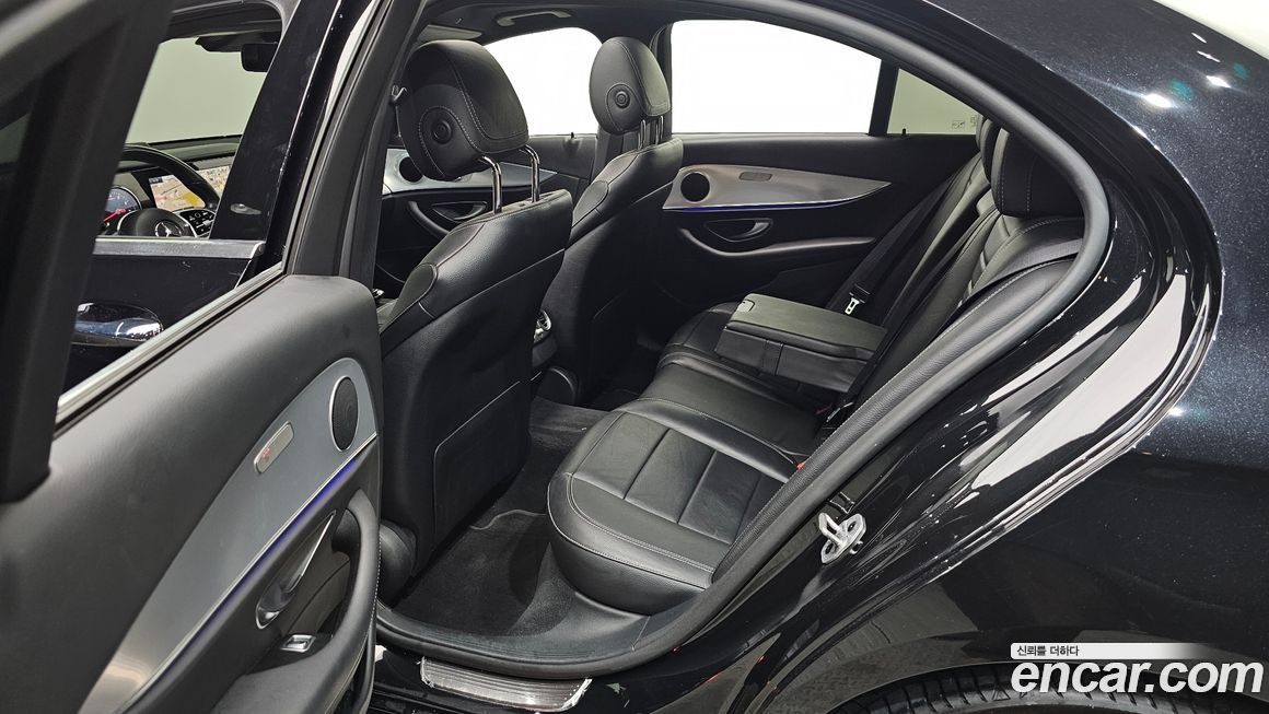 Mercedes-Benz E-Class 2020