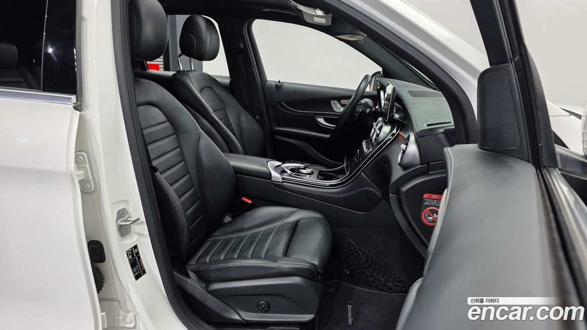 Mercedes-Benz GLC-Class 2016