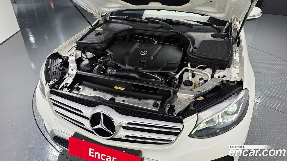 Mercedes-Benz GLC-Class 2016