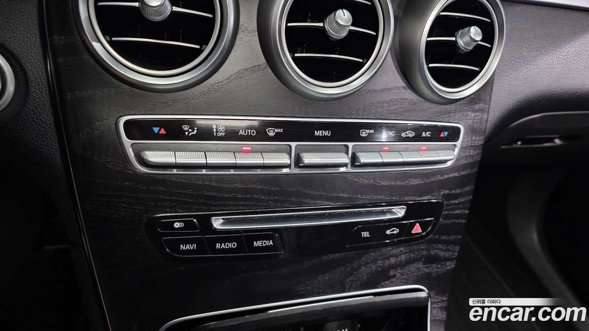 Mercedes-Benz GLC-Class 2016