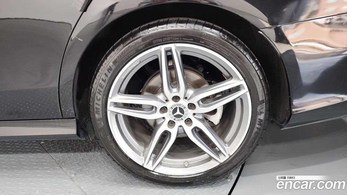 Mercedes-Benz E-Class 2019