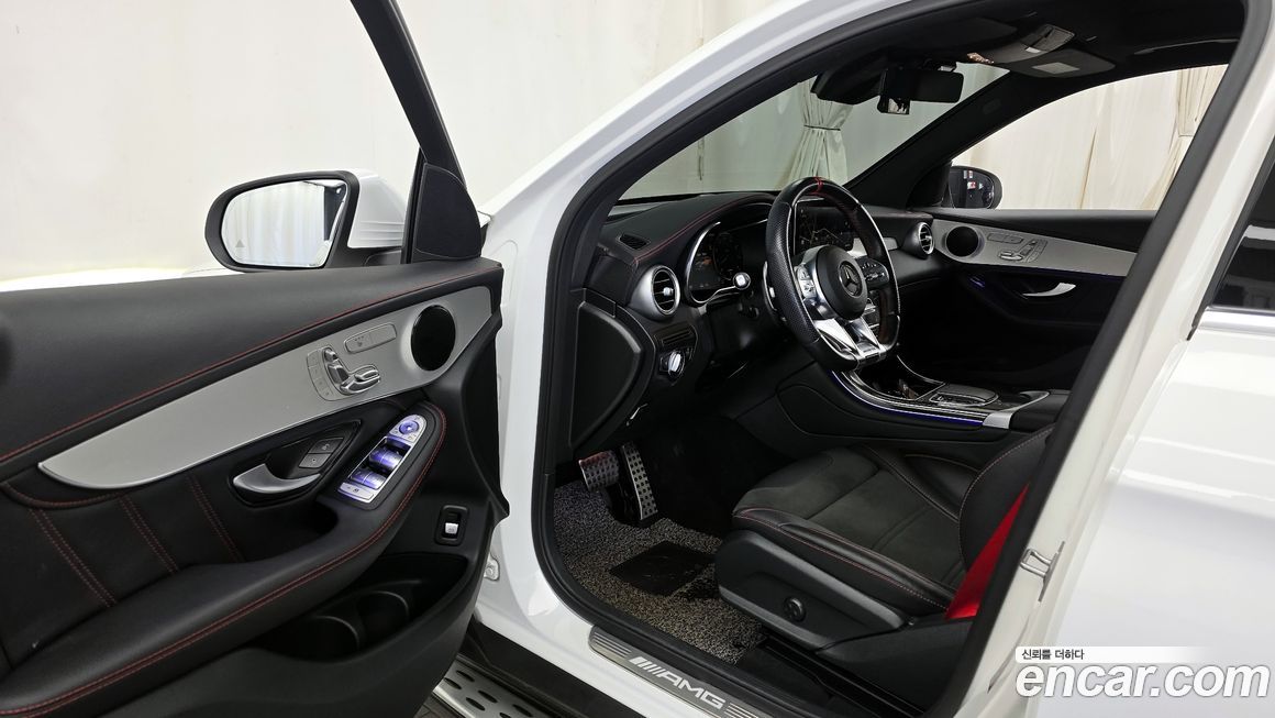 Mercedes-Benz GLC-Class 2022