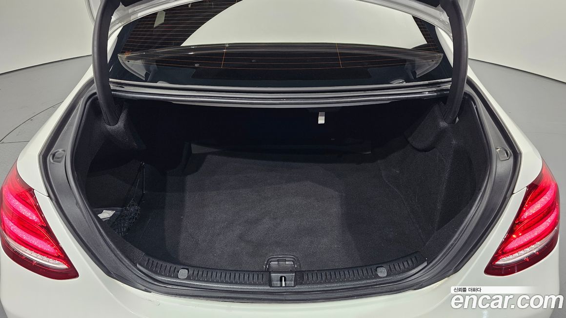 Mercedes-Benz E-Class 2017