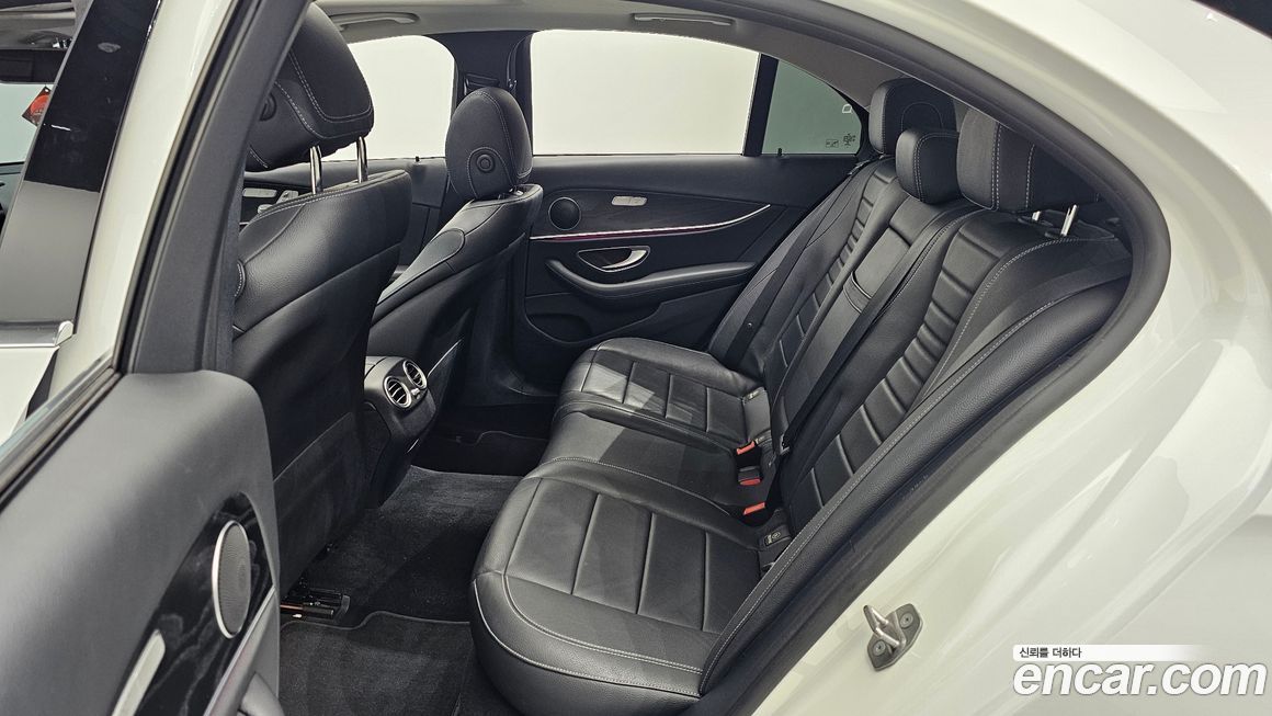 Mercedes-Benz E-Class 2017