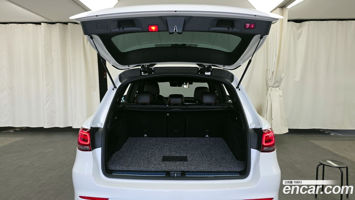 Mercedes-Benz GLC-Class 2022