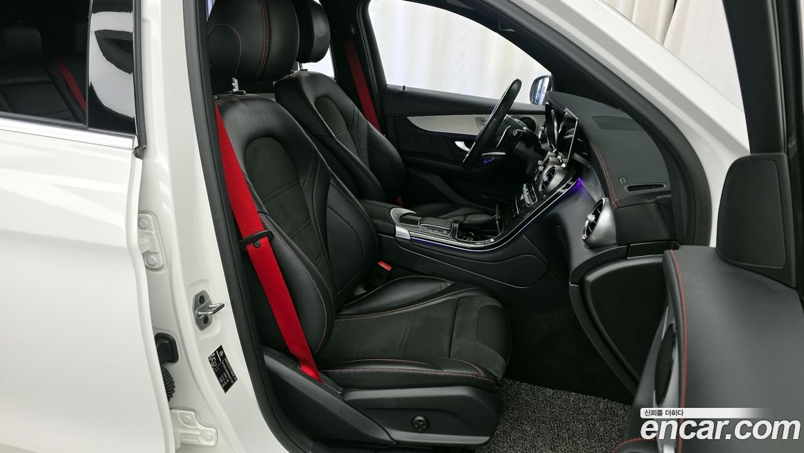 Mercedes-Benz GLC-Class 2022